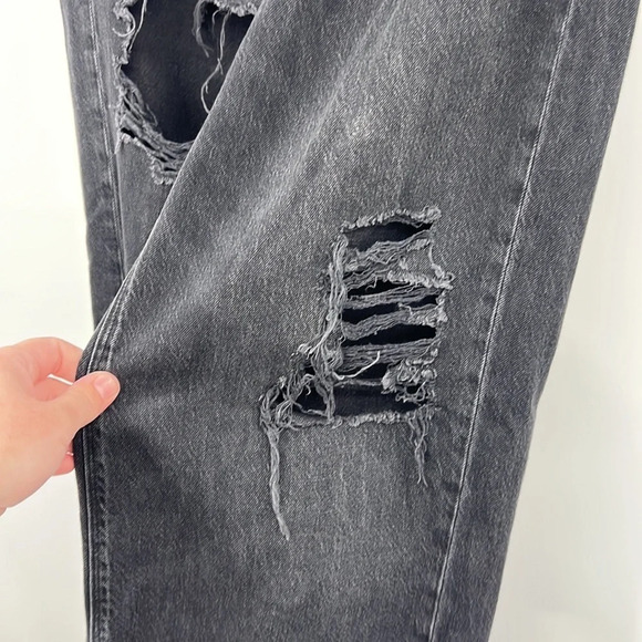 3/$20 American Eagle Jeans Womens 6 Long Skater‎ Gray Ripped Distressed Denim - Picture 4 of 16
